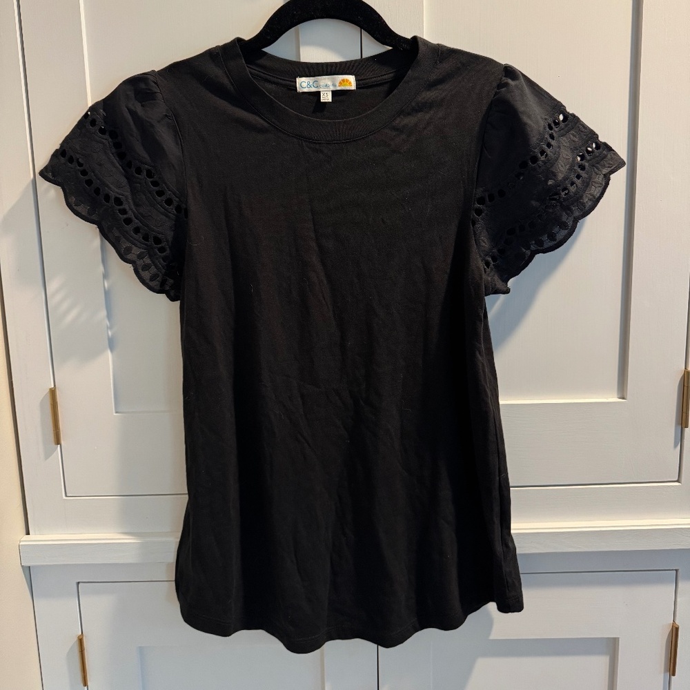C & C California Black T-Shirt With Lace Sleeves